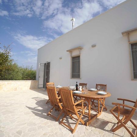 Trullo Genista Villa มาร์ตินาฟรังกา ภายนอก รูปภาพ