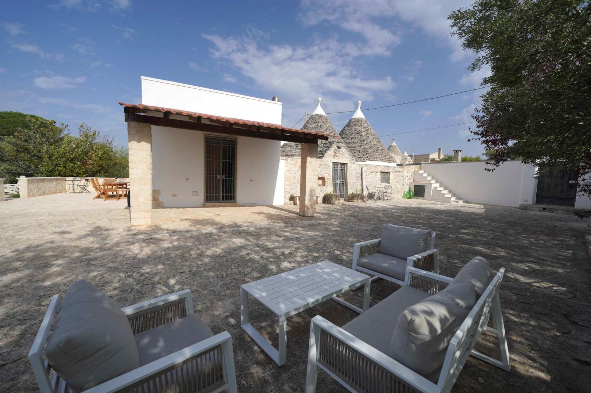 Trullo Genista Villa มาร์ตินาฟรังกา ภายนอก รูปภาพ